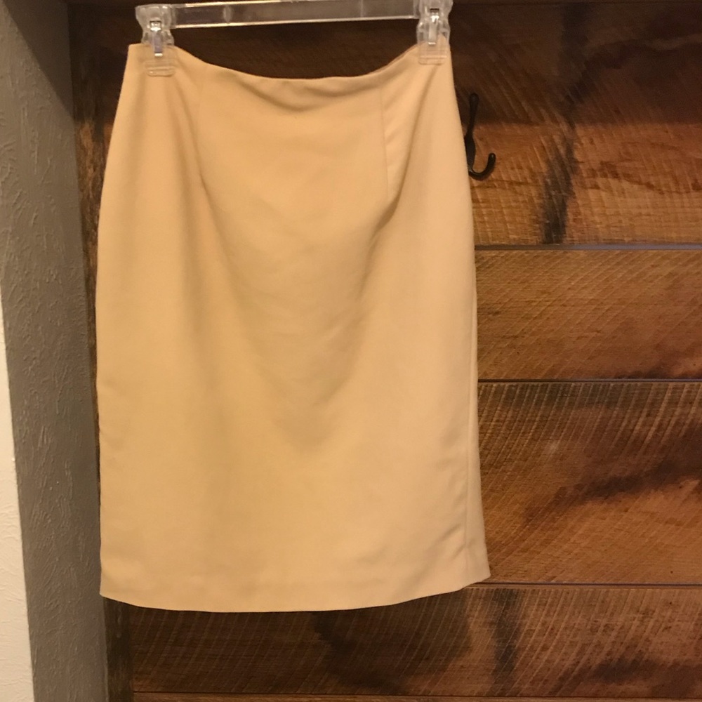 Talbots fully lined outfit - Picture 2 of 6